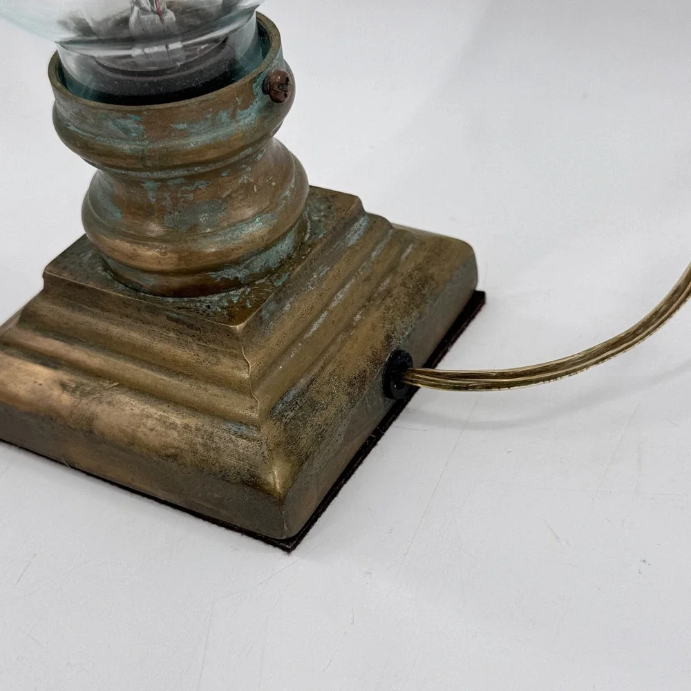 Vintage Brass Hurricane Accent Lamp Glass Chimney Colonial Library Style 9